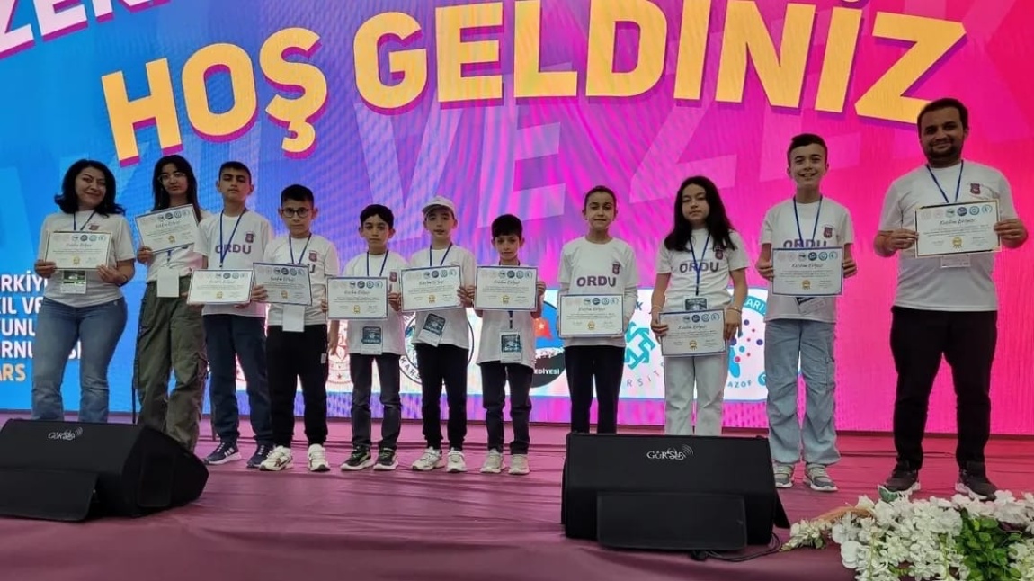 Akıl ve Zeka Oyunları Turnuvasında öğrencimiz Türkiye 4.oldu.